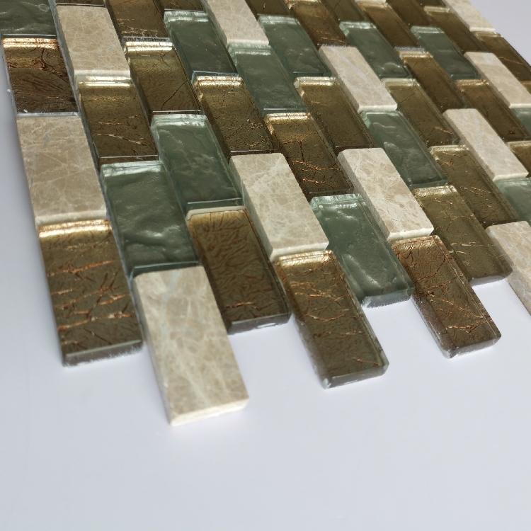 Small Chip Size 1*2 Inch Gold Foil in Silvery Color Mixed Beige Color Marble Glass Mosaic Tiles